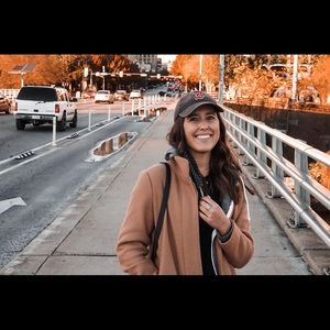 Meet your Posher, Rachel